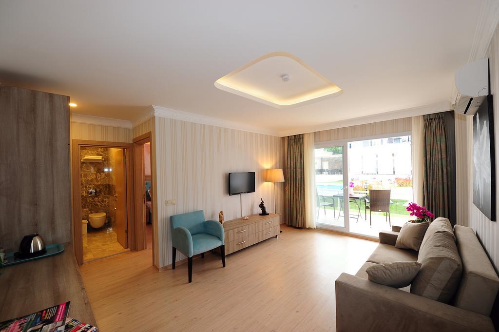 Delita Suite Hotel Turkbuku Golturkbuku Szoba fotó